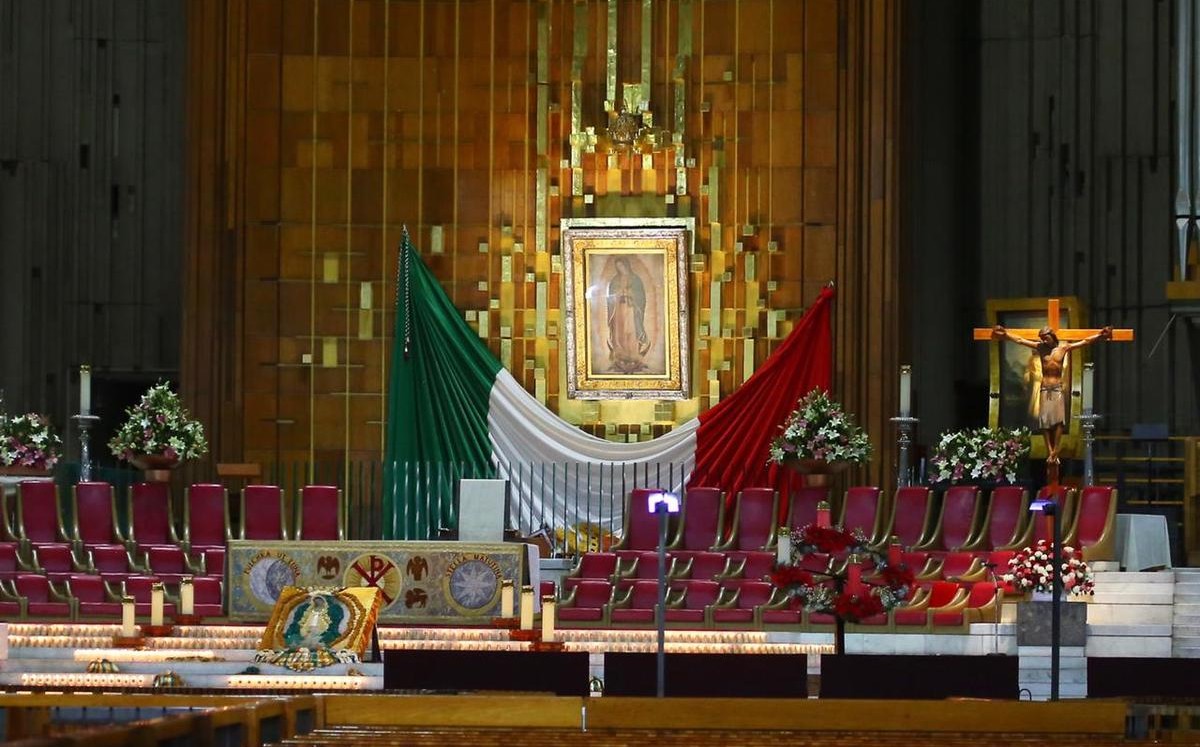 Descubre el Impactante Tamaño de la Virgen de Guadalupe en la Basílica