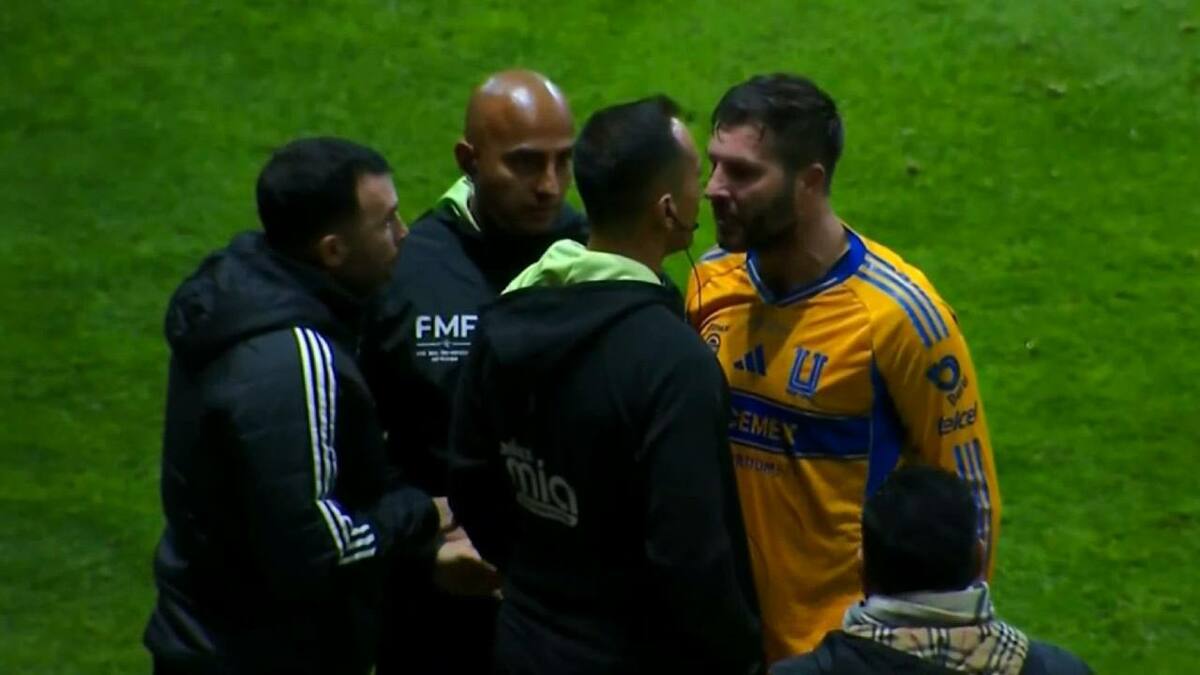 André-Pierre Gignac EXPLOTA y cuestiona a Luis Santander tras polémica en la Final de Vuelta