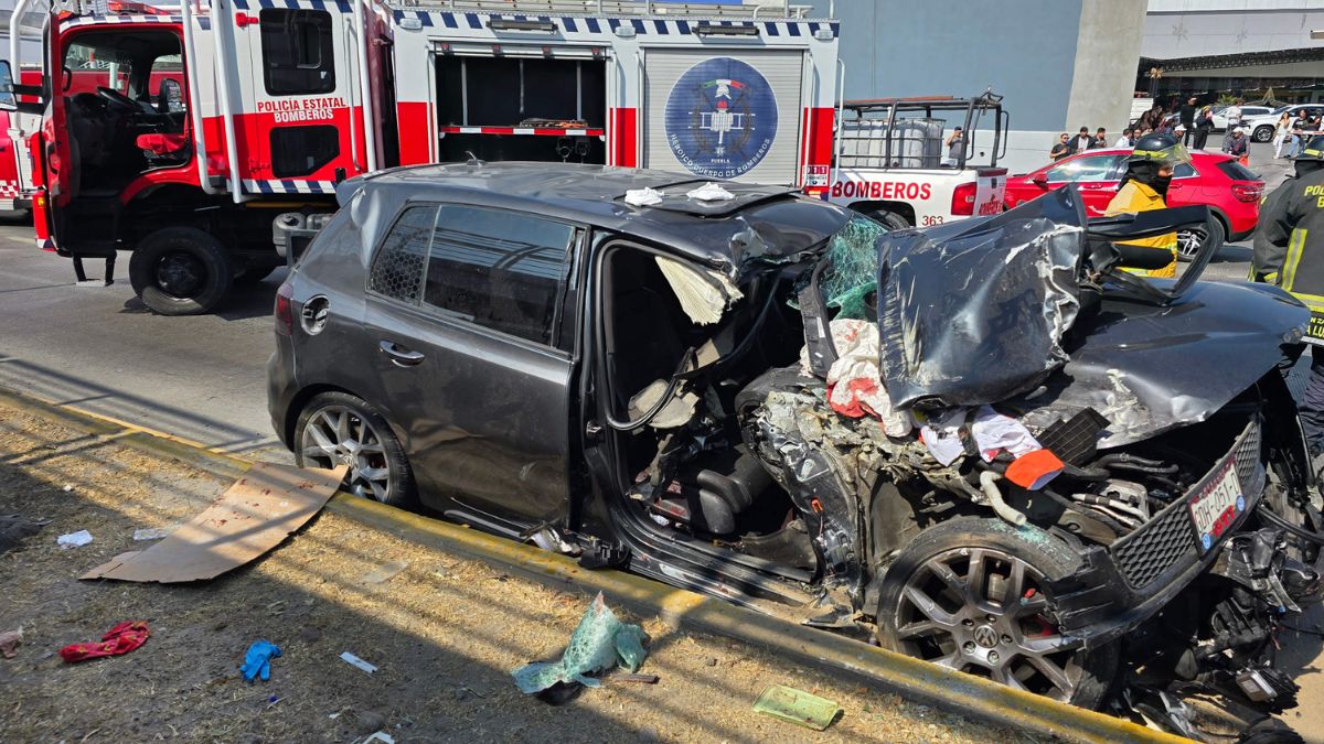 Trágico atropello en Plaza Vía San Ángel: mujer muere tras megacarambola en Vía Atlixcáyotl, Puebla