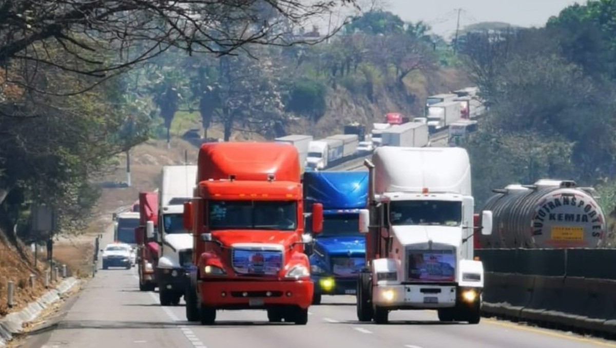 Actualización EN VIVO: Autopista México-Querétaro – Choques y Cierres Viales del 15 de diciembre