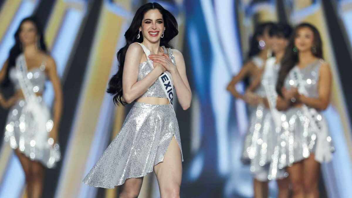 El Director de Miss Universo 2025 Enfrenta Controversia y Su Salida Sorprende al Público