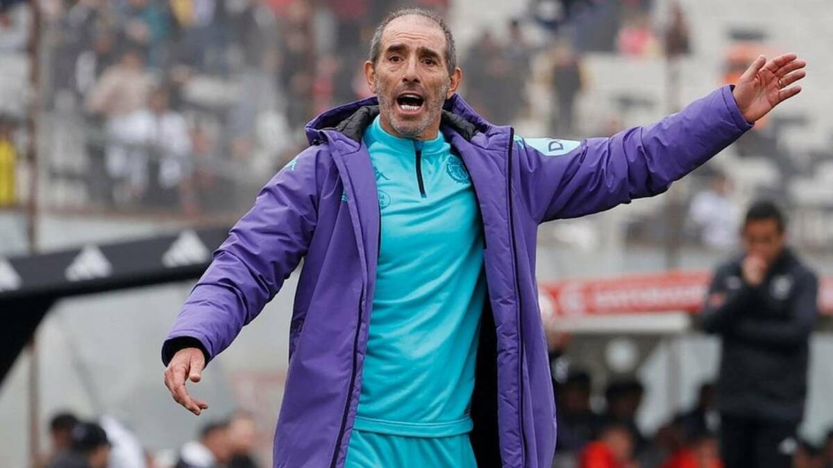 Guillermo Almada Despedido por Valladolid Tras Negociaciones con el Real Oviedo