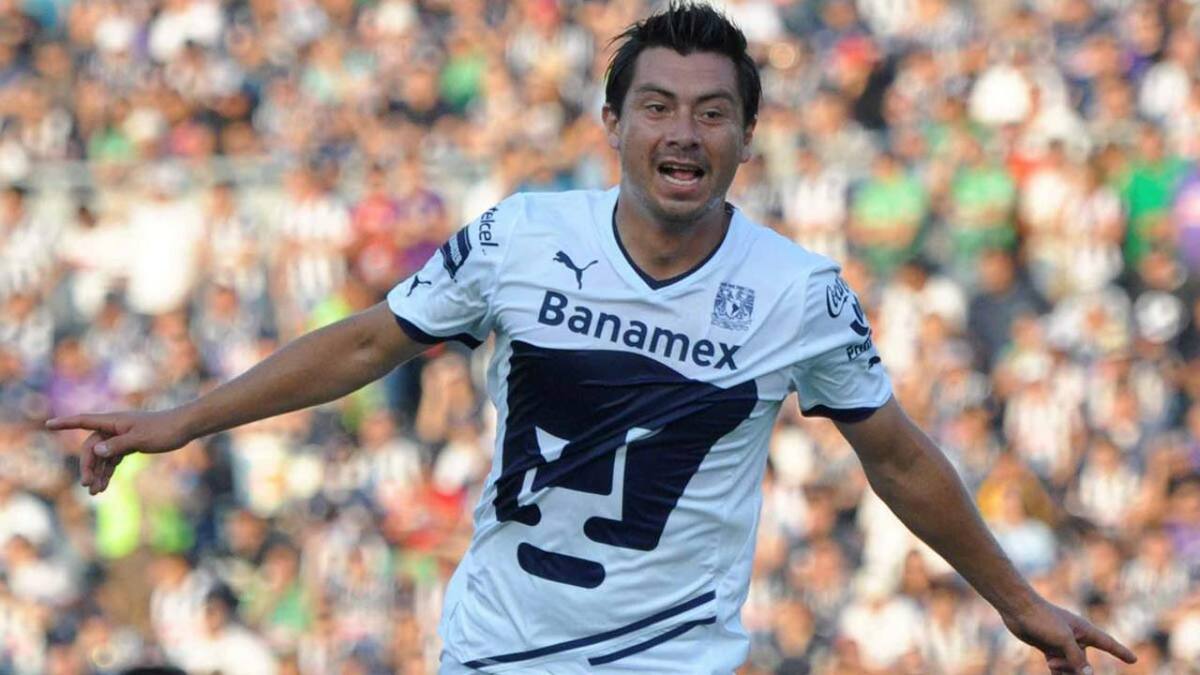 Juan Carlos Cacho revela sus experiencias con Tuca Ferretti en Pumas: ‘Me puso la cruz’