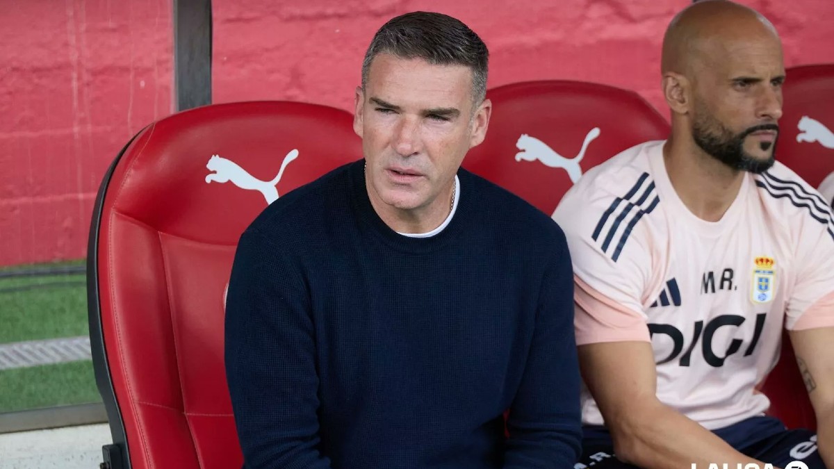 Despidieron al entrenador del Real Oviedo: ¿Fue justo el adiós tras 8 partidos?