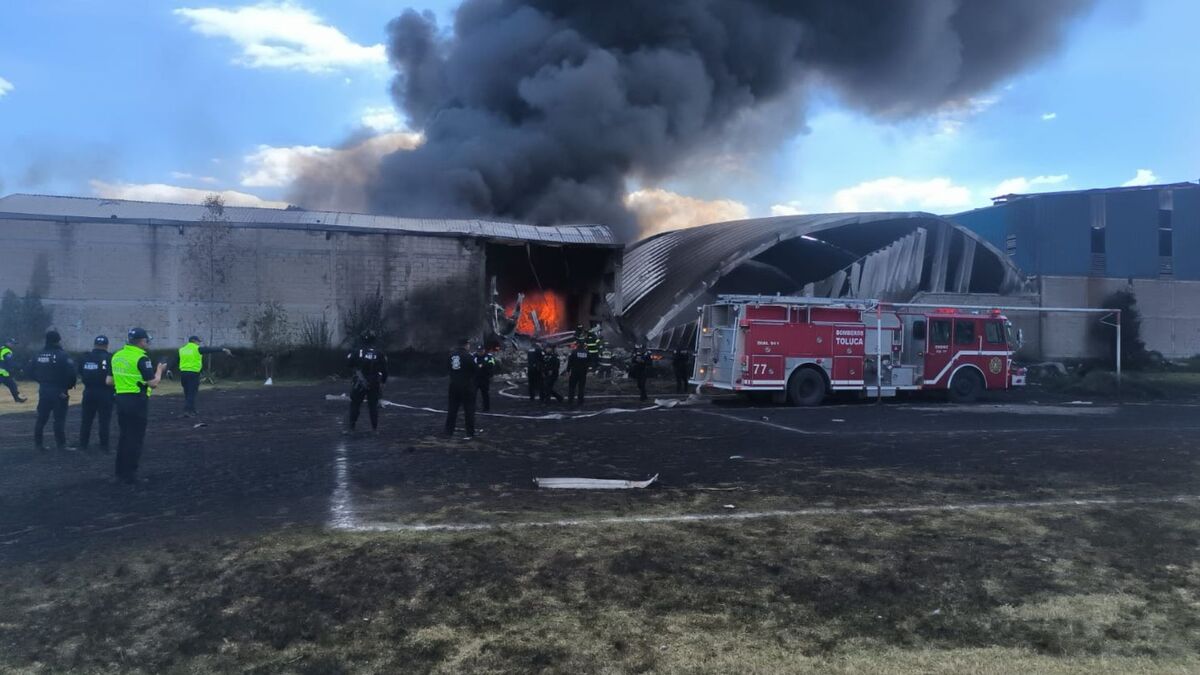 Desplome de avioneta en Toluca: Tres niños y dos adultos pierden la vida