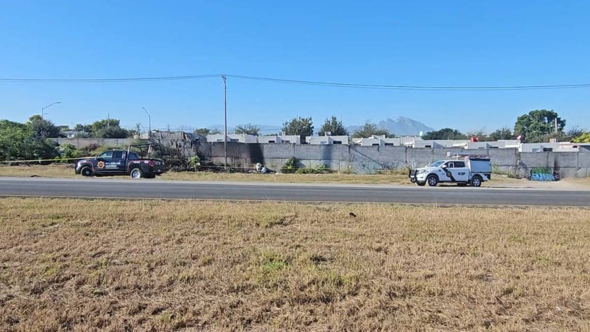 Cuerpo calcinado hallado en terreno baldío de Juárez, Nuevo León