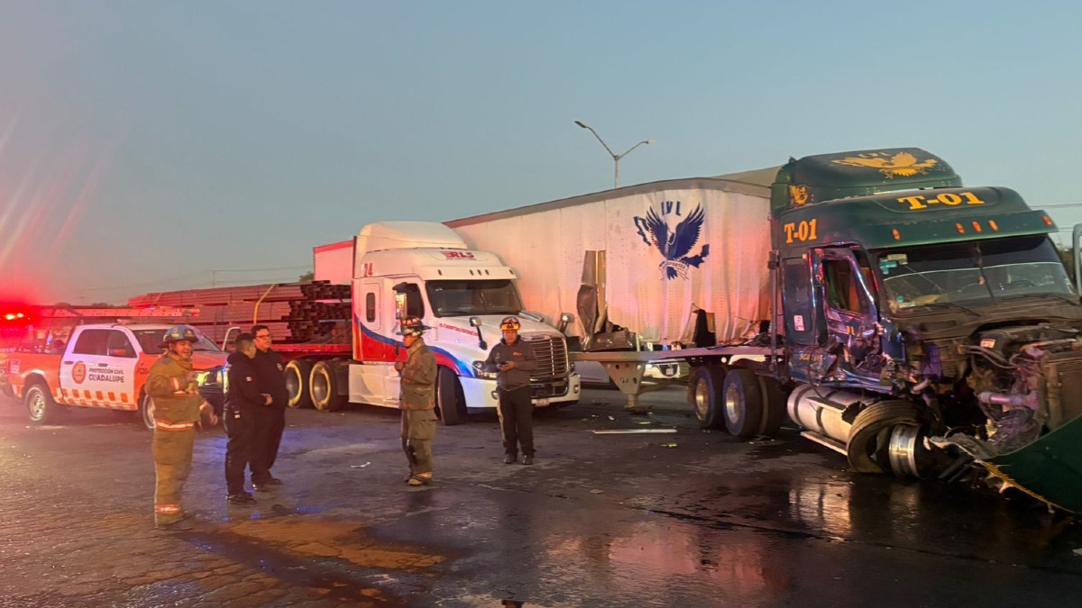 Accidente en el Bulevar Miguel de la Madrid Genera Caos Vial en Guadalupe: Tres Carriles Cerrados