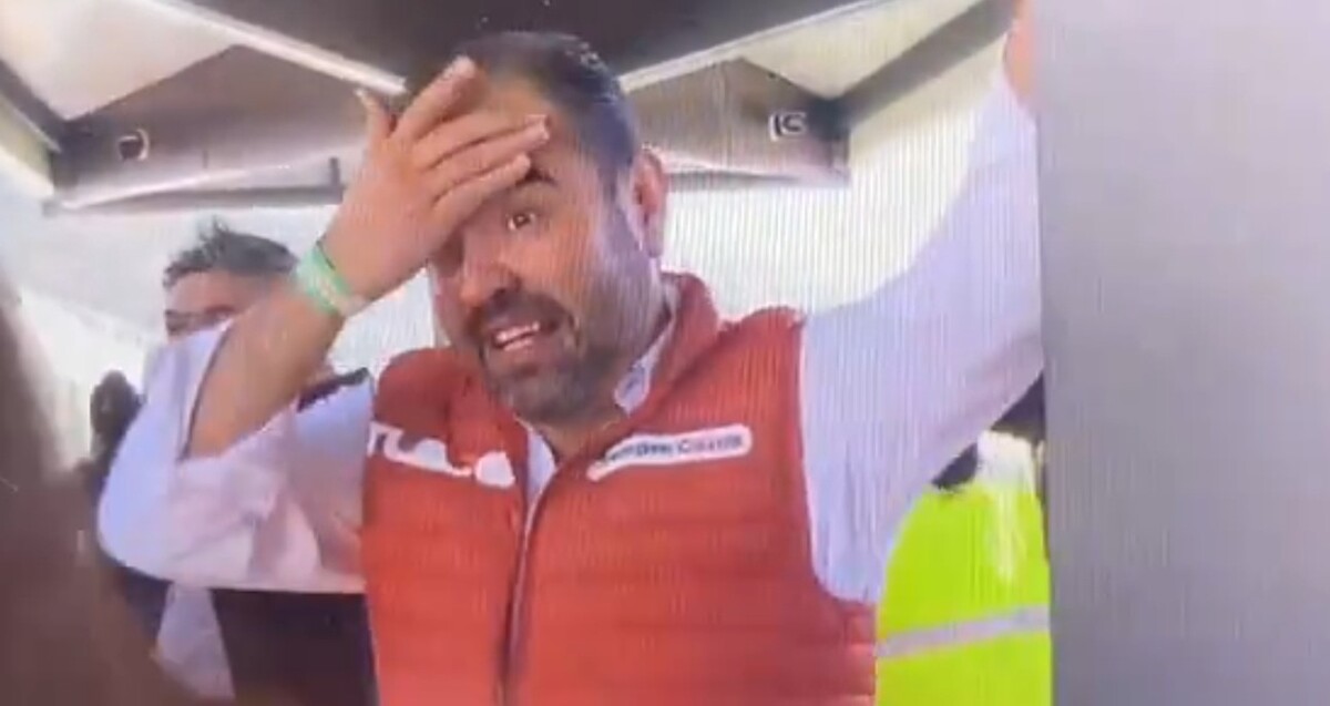 Gerardo Quirino, alcalde de Tlajomulco, pierde el tren en la inauguración de la Línea 4 | VIDEO