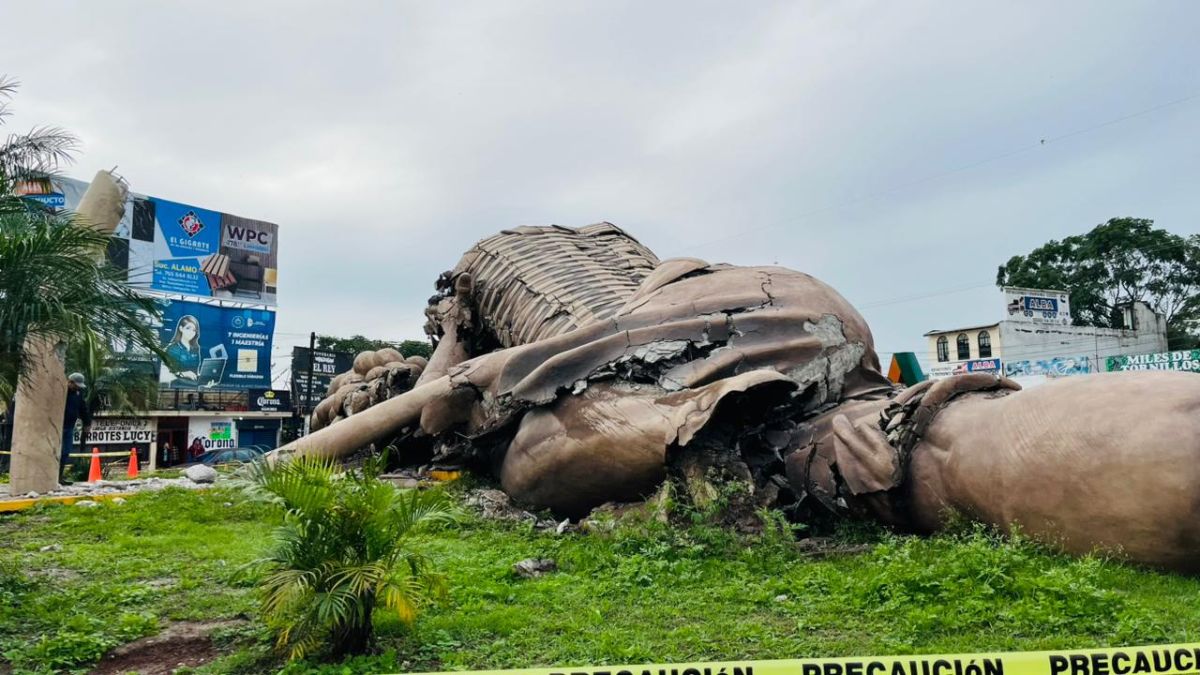 Inundaciones devastadoras: Colapsa el monumento al Colotero en Álamo Temapache, Veracruz