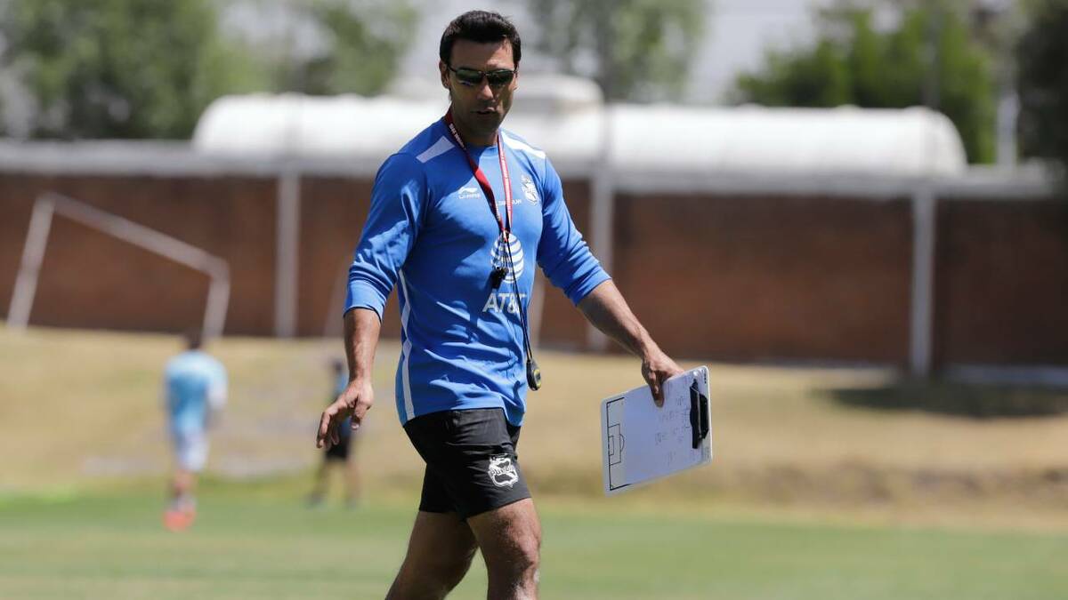 Ruso Zamogilny: De ganar 50 mil dólares en León a solo 5 mil pesos en Querétaro