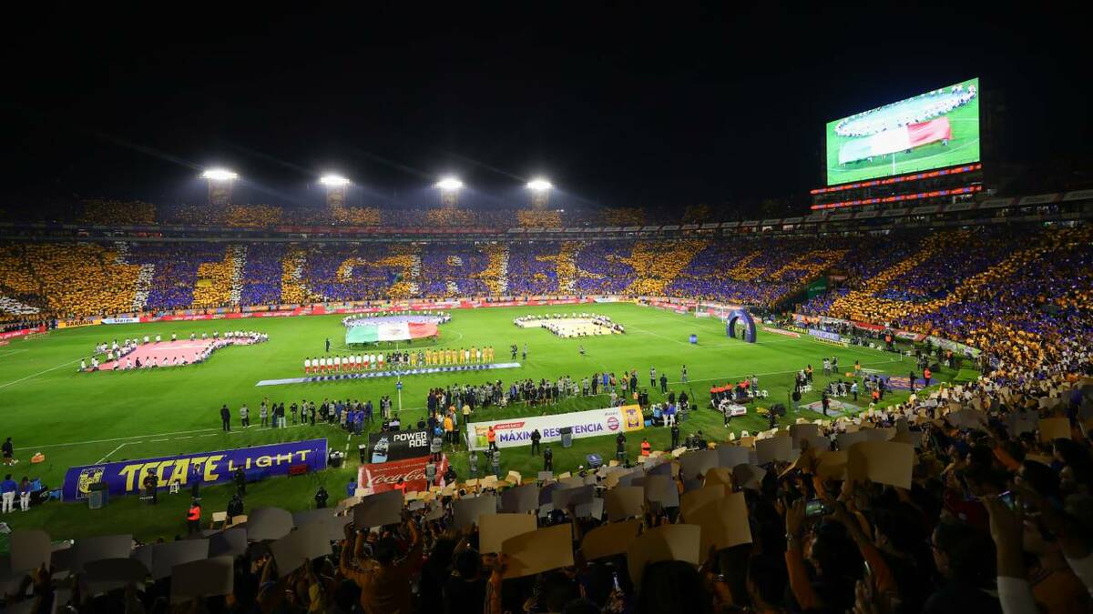 Entrenamiento a Puerta Abierta de Tigres Antes de la Final de Vuelta
